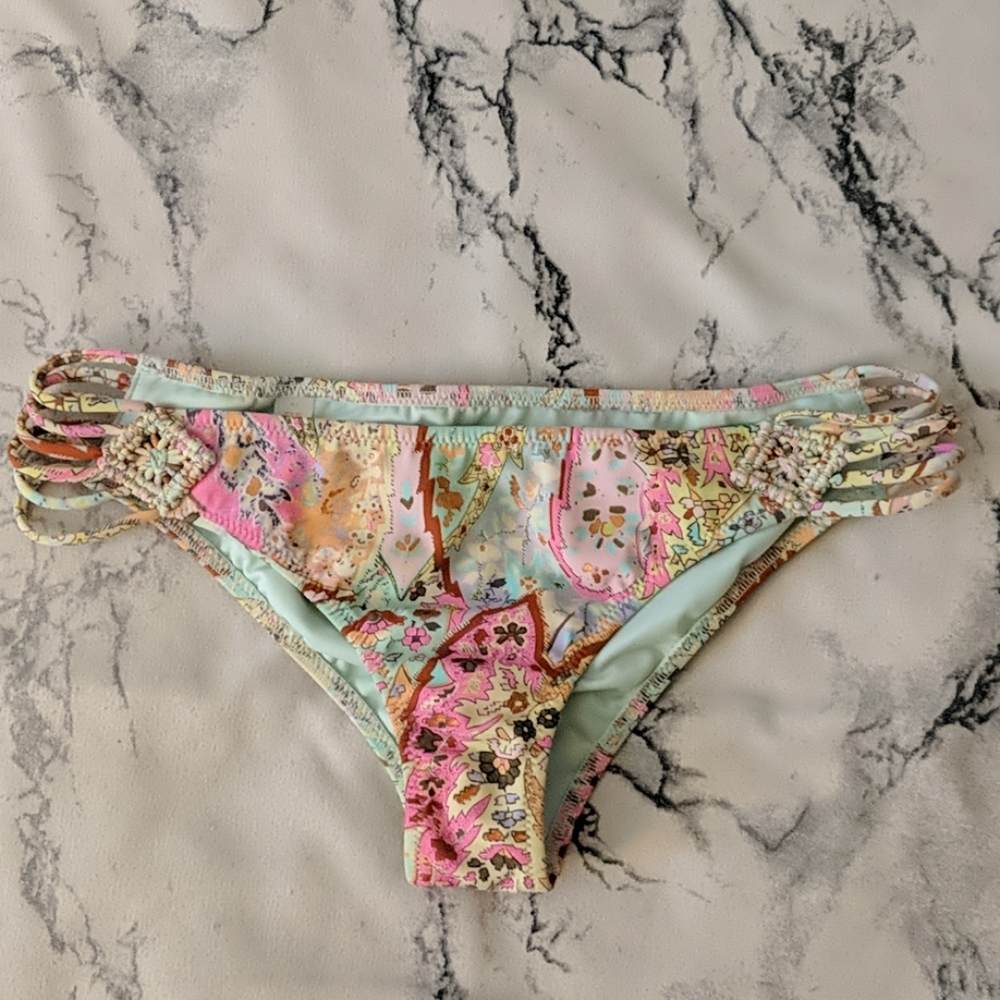 Victoria's Secret Bikini Bottom XS
